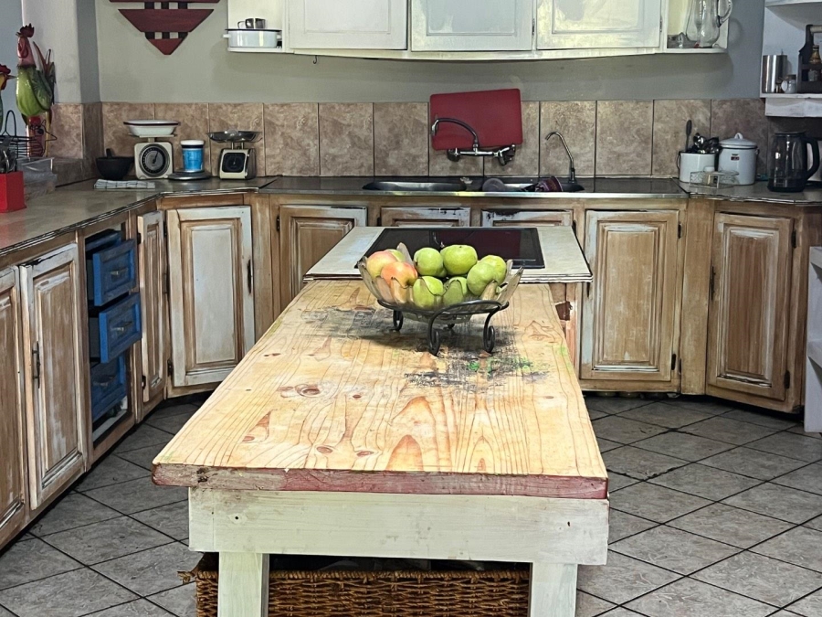 5 Bedroom Property for Sale in Elandsrand North West